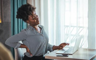 Qual a postura correta no computador segundo a ergonomia?